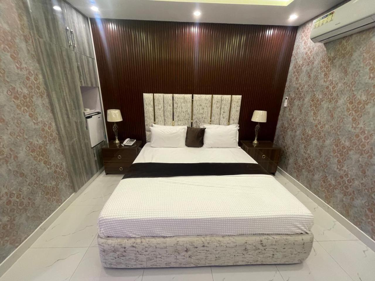 Hotel Croydon International Ravalpindi Kültér fotó