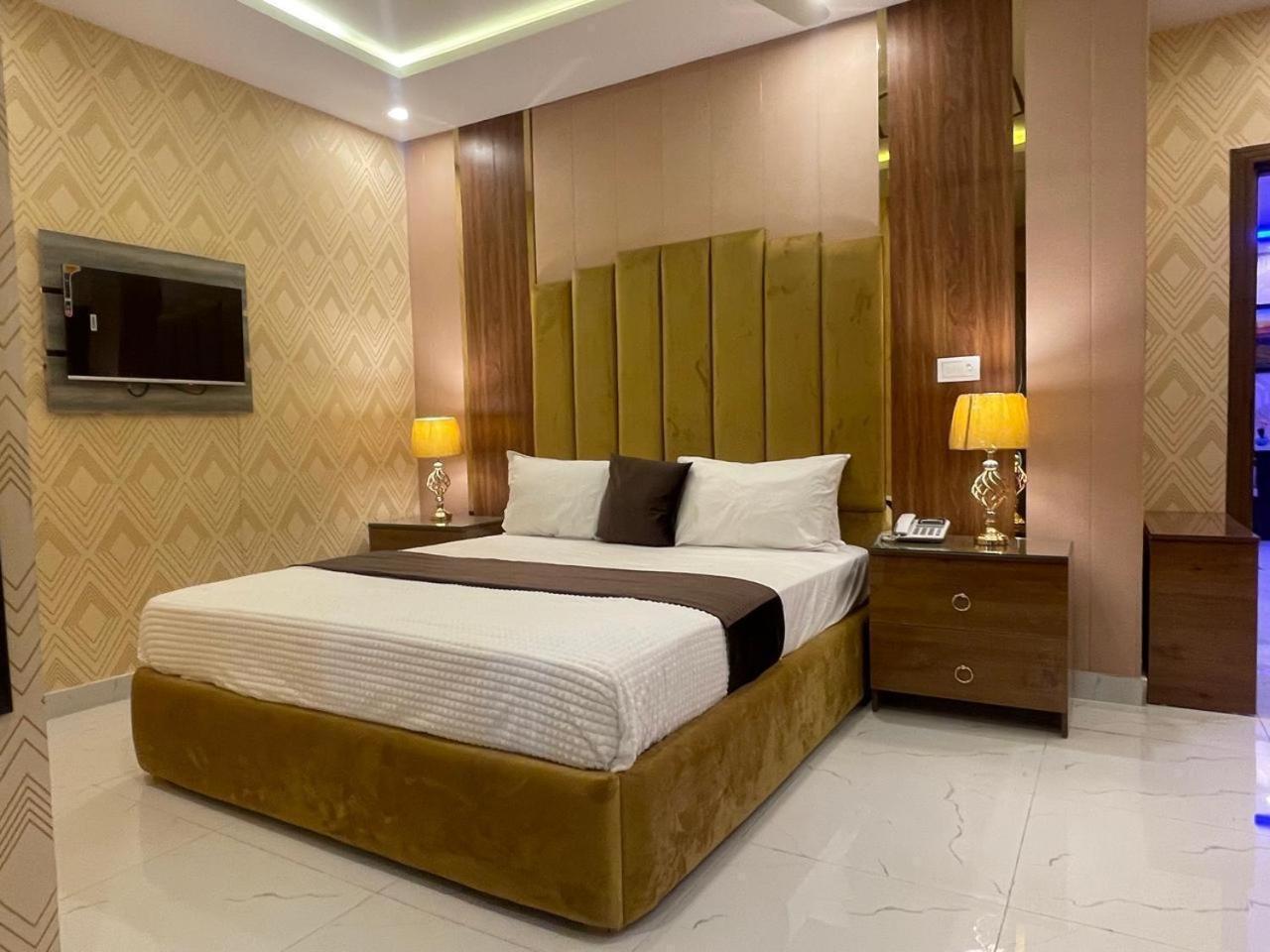 Hotel Croydon International Ravalpindi Kültér fotó