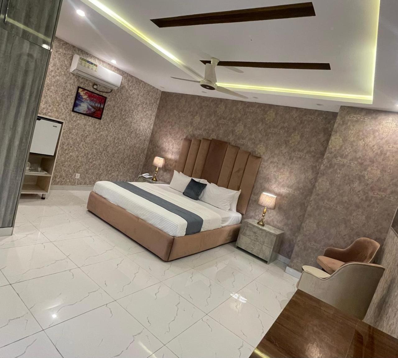 Hotel Croydon International Ravalpindi Kültér fotó